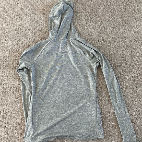 Women's Nike Dri-Fit Element Hoodie in Gray - Picture 4 of 11